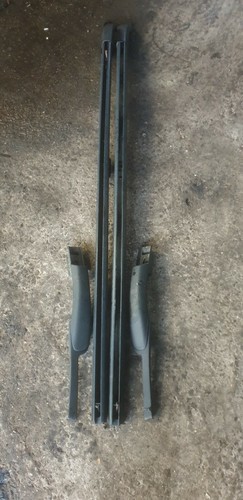 Jeep cherokee 2003 roof bars - jeep,